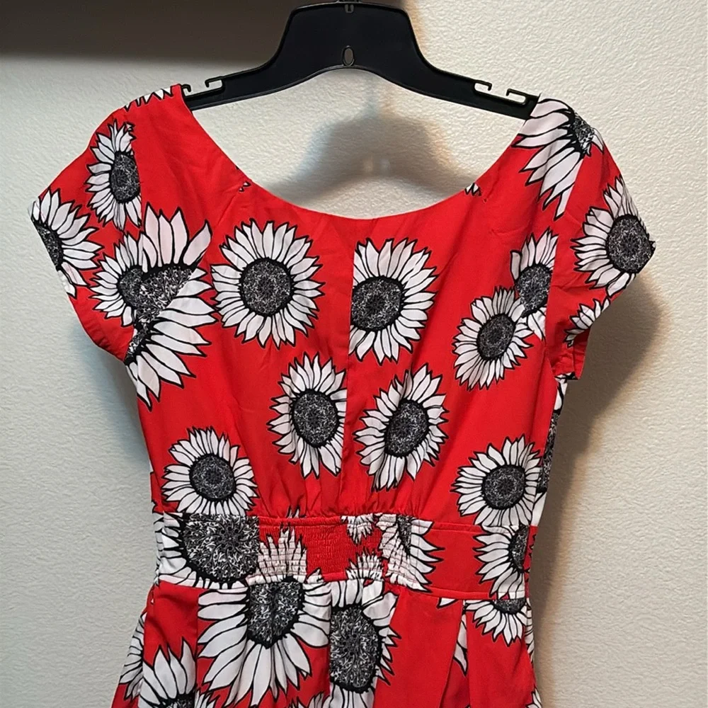 EShakti women’s dress Sz 10 Red, Black & White Sunflowers 🌻 smocked waist NWOT - Picture 6 of 10